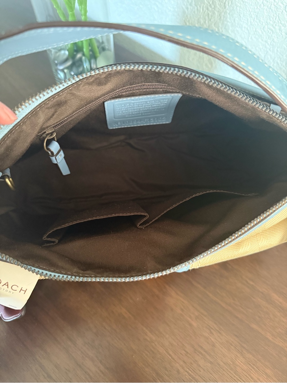 Coach Legacy 65th Anniversary Beige and Blue Shoulder Bag with Turn Lock Pockets - Picture 4 of 8